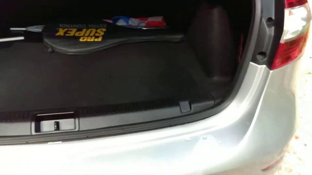 Renault Fluence 1.6 16v Authentique смотреть онлайн