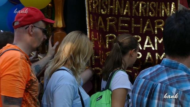 Секта Кришнаитов в Москве -Харе Кришна Харе Рама.Hari krishna.हरि कृष्ण смотреть онлайн