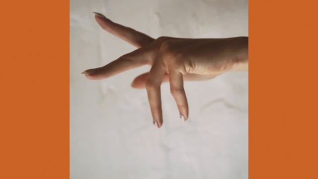 VIKI – индивидуальный пошив одежды ручной работы смотреть онлайн