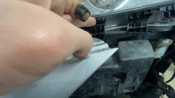 Новый бампер на Lexus IS250. Клыки от CL Performance.