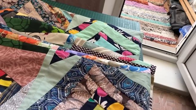 Лоскутное одеяло шьём по- новому. смотреть онлайн