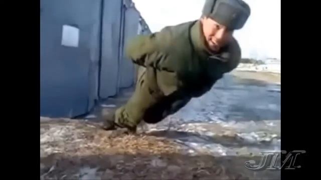 отжимание помните одной рукой можеш,а без рук ? смотреть онлайн