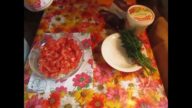 САЛАТ С ПЕКИНСКОЙ КАПУСТОЙ И ПОМИДОРАМИ смотреть онлайн