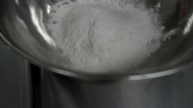 Fluffy Biscuits.wmv смотреть онлайн