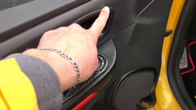 LE BRUIT DU DIABLE ? : CLIO 4 RS CUP 231CV DECATA?? смотреть онлайн