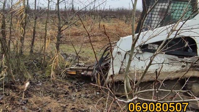 Расчищаем участки от деревьев, пней, травы и мусора. Defrișare și curățirea teritorilor agricole. смотреть онлайн