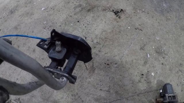 Mercedes vito w638 Кран отопителя и его виды.Что делать если холодно в салоне смотреть онлайн