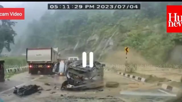 Horrific | Massive boulders crush cars on Nagaland highway, 2 dead, 3 injured смотреть онлайн