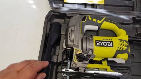Лобзик RYOBI RJS 1050 K