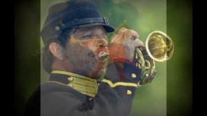 Символы Советской эпохи - пионерский горн