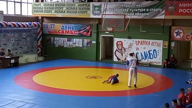 Юные самбисты г. Курган категория до 26 кг. смотреть онлайн