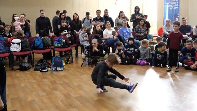 отбор Давид vs Фетисов vs Кириогло - брейкданс чемпионат г.Химки смотреть онлайн