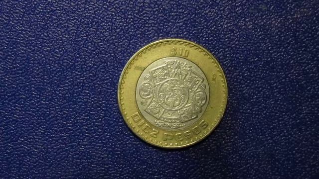 Монета 10 песо 2006 год, центральный диск солнечного камня Мексика смотреть онлайн