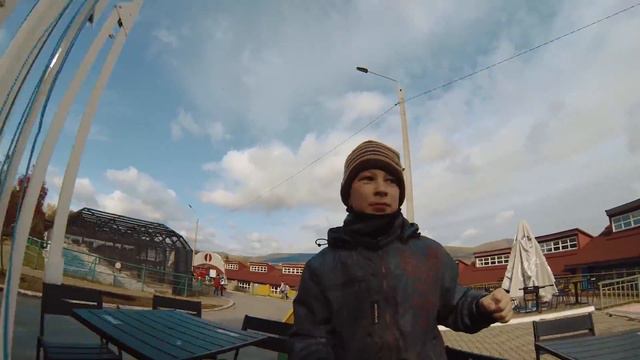 Современные дети в зоопарке смотреть онлайн