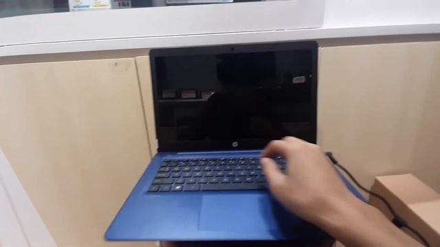 MURAH BANGET, HP STREAM 14 INTEL N4000 4GB 64GB + 128GB EMMC HARGA MIRING GUYS - KLIKNKLIK LAGI смотреть онлайн