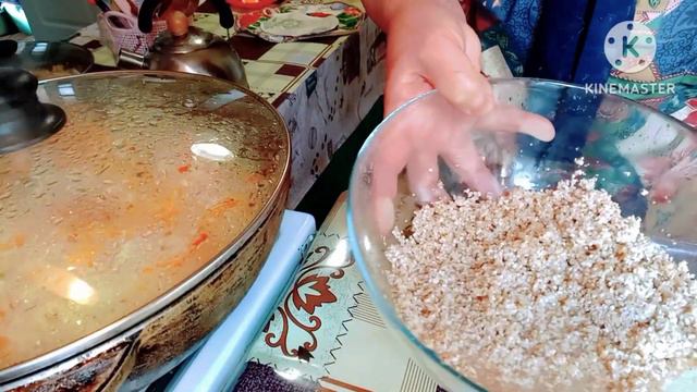 Бабусин рецепт Домашнього хліба+ душевна розмова. Субота, готуємо обід разом. смотреть онлайн