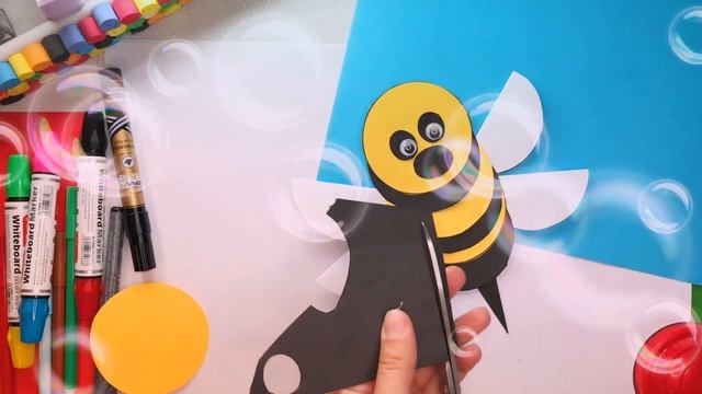 ? It’s Bee time.Это время для пчёл. смотреть онлайн