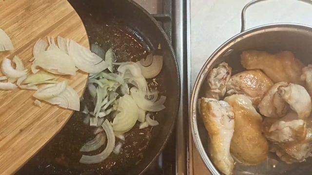 Курочка с луком в сметанном соусе, просто и вкусно! смотреть онлайн