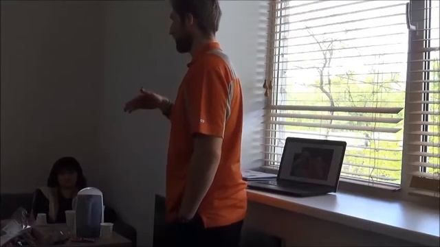 Андрей Кравцов (FCA), тренер-баскетболист о значении тренера в жизни человека. Часть 1 смотреть онлайн