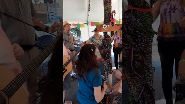 Om Ram ramaya swaha Dances of Universal Peace смотреть онлайн