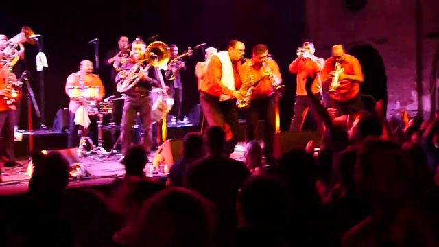 Fanfare Ciocârlia - Summertime&Asfalt Tango, Antwerp 2011 смотреть онлайн