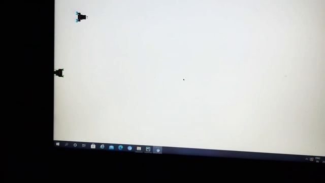 Python - game_1 (2 players, movements, borders, screen and keys controls) смотреть онлайн