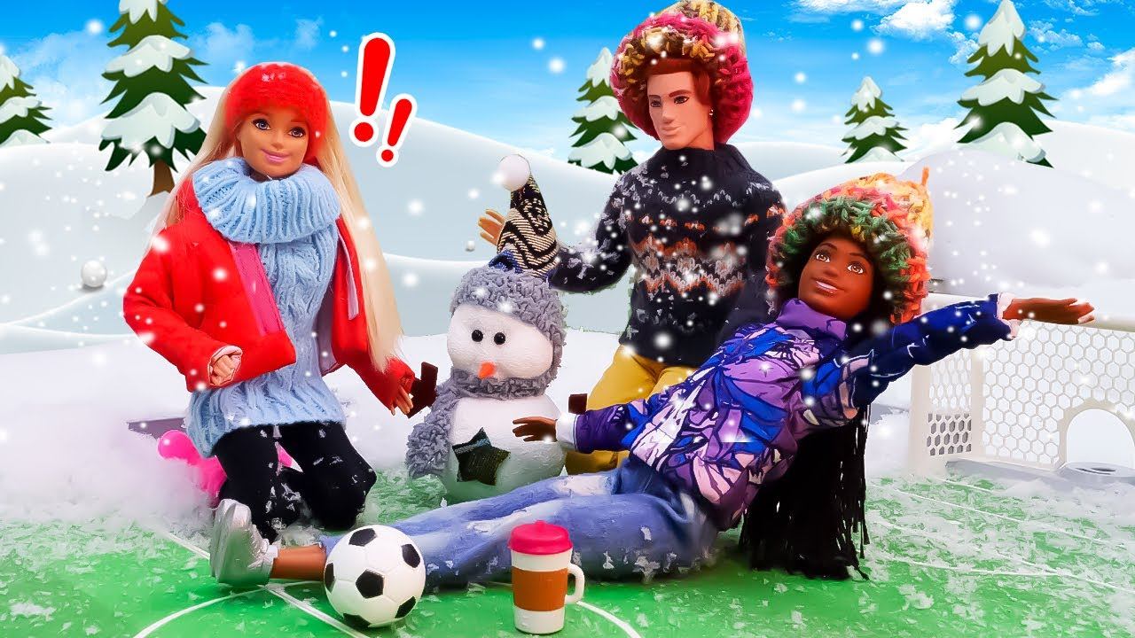 Барби и Кен на футбольном поле зимой — Смешные видео для девочек — Игры в куклы Барби смотреть онлайн