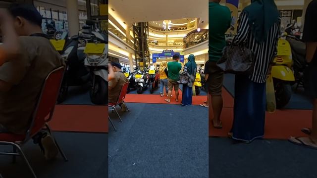 Pameran motor bekas di rita super mall purwokerto (Adira expo) смотреть онлайн