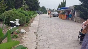 спуск к морю и бассейну отель Морской Семидворье Крым 2021 июнь