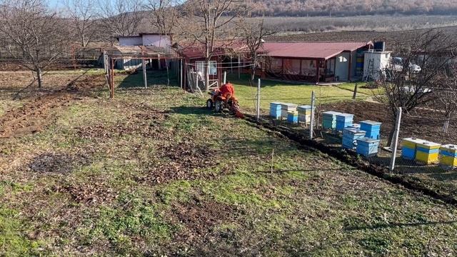 2023 НА СЕЛО! Отопление с радиатор, оране на двора и малко хоро. Как посрещнахме нова година? смотреть онлайн
