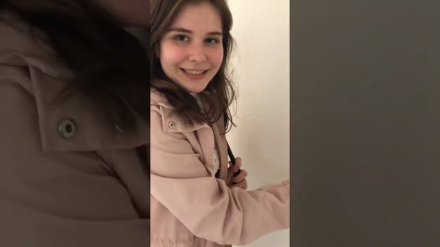 Безудержное веселье под лестницей смотреть онлайн