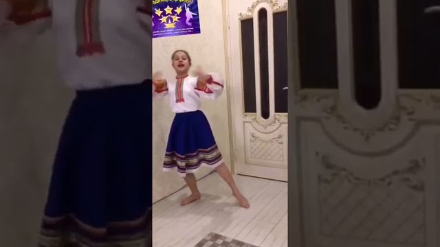 Студия современного эстрадного танца «Звездный экспресс» Детский игровой танец МОРЯЧОК смотреть онлайн