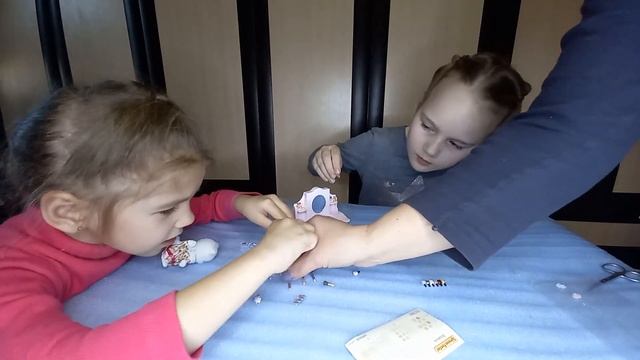 Столик визажиста. смотреть онлайн