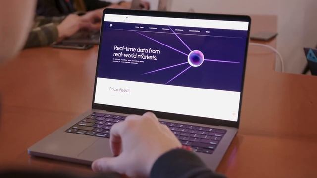 Synthetix Perps Are Now Competitive: Pyth Network Blockchain Oracles смотреть онлайн