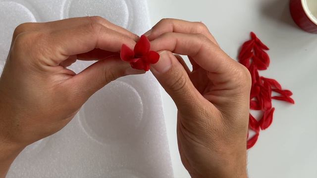 Gumpaste Dahlia Tutorial ⎸Dinnerplate Dahlia Sugar Flower смотреть онлайн