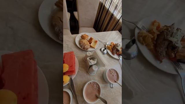 Анапа, Кристалл уют, пансионат, кафе, столовая, еда на столе смотреть онлайн