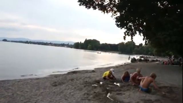 Лозанна Вышли к Женевскому озеру смотреть онлайн