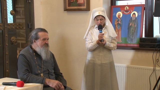 Маленькие ежедневные усилия. Сестрическое собрание с о. Андреем Лемешонком смотреть онлайн