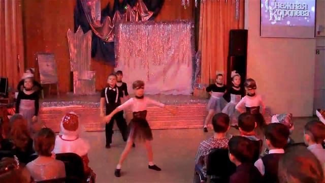 Театрализованное новогоднее представление «Тайна снежной королевы» смотреть онлайн