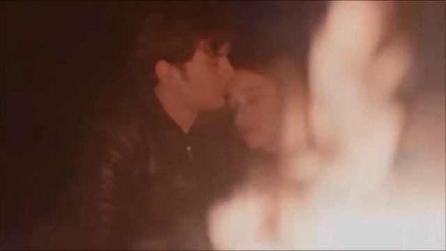 Yaman ve Mira "Я знаю точно , что меня ты позовешь" смотреть онлайн