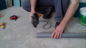 Как отрезать канализационную трубу