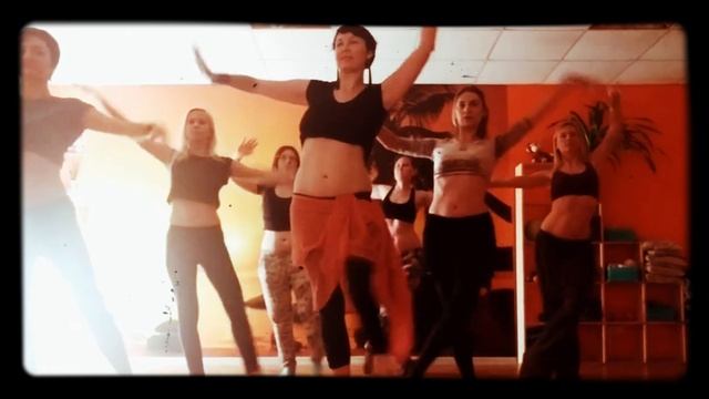 Free Spirit Tribe. Связка трайбл-фьюжн смотреть онлайн