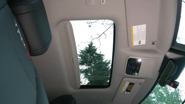 2023 Toyota Sequoia TRD Pro Takes The Family Anywhere смотреть онлайн