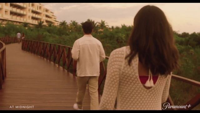 В полночь Трейлер 2023 смотреть онлайн