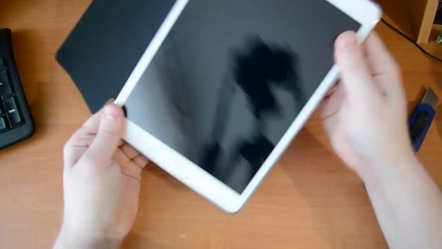 Чехол для Samsung Galaxy Tab 9.7 SM-T550. смотреть онлайн