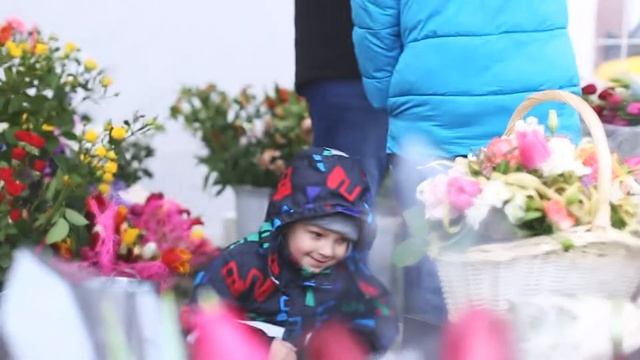 Студия цветов "La Fleur", 8 марта смотреть онлайн