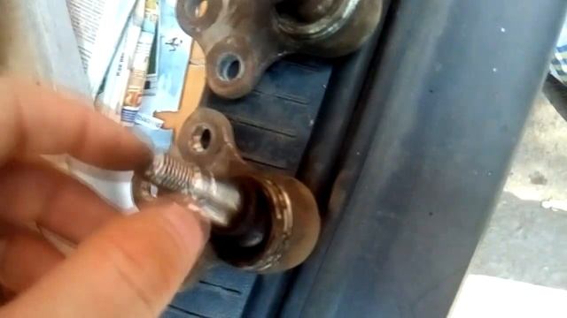 Небольшой обзор запчастей для Opel Astra F. Разбирая барахлишко. смотреть онлайн