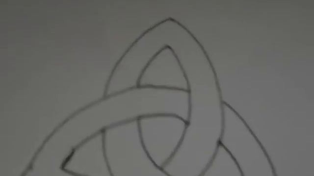 How To Draw The Ancient Celtic Symbol "TRIQUETRA" смотреть онлайн