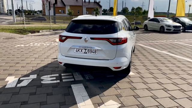 Renault megane 2019 1.5 дизель механика Limited смотреть онлайн