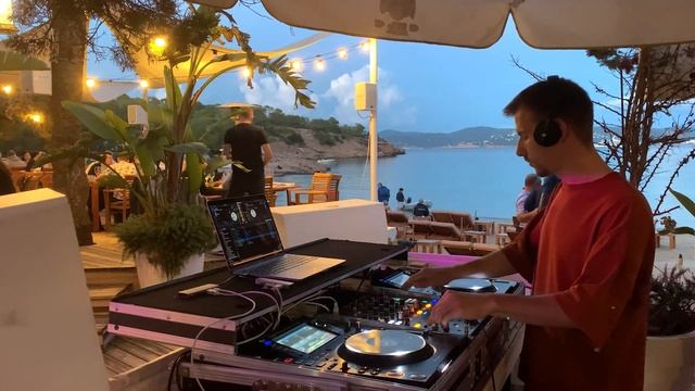 Organic House & Techno Dj Set - Live From Cala Bassa In Ibiza